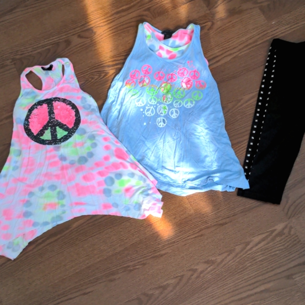 Flowers by Zoe  Mix and Match Size M Very cute 3 Pc